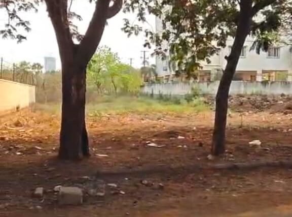 430 sq.yds for sale in TELLAPUR HUDA Layout